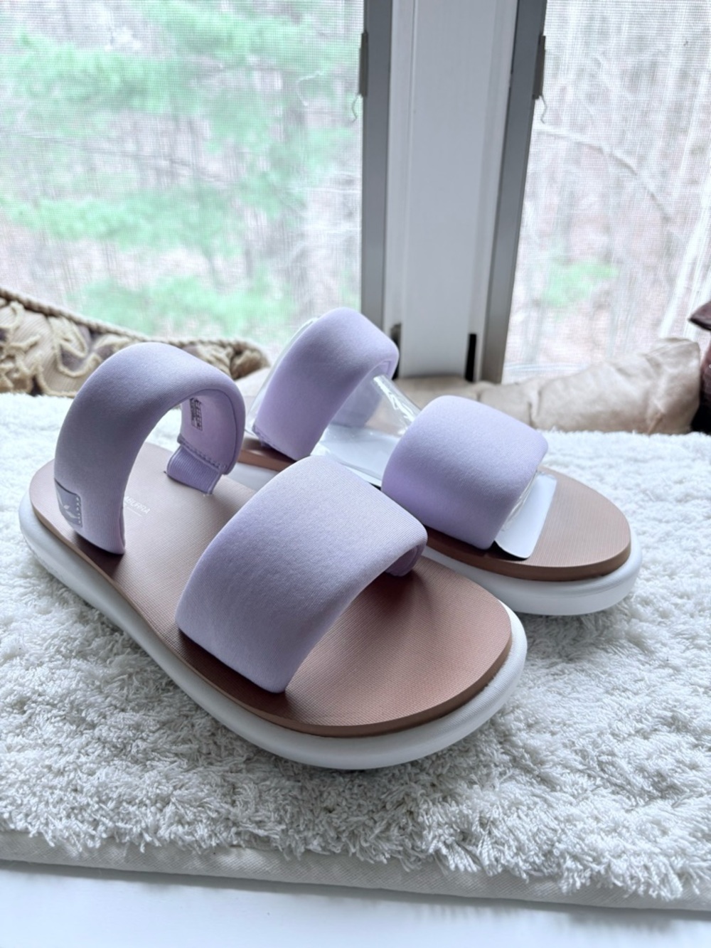 Koolaburra by UGG Neutral Kraft Logo Box